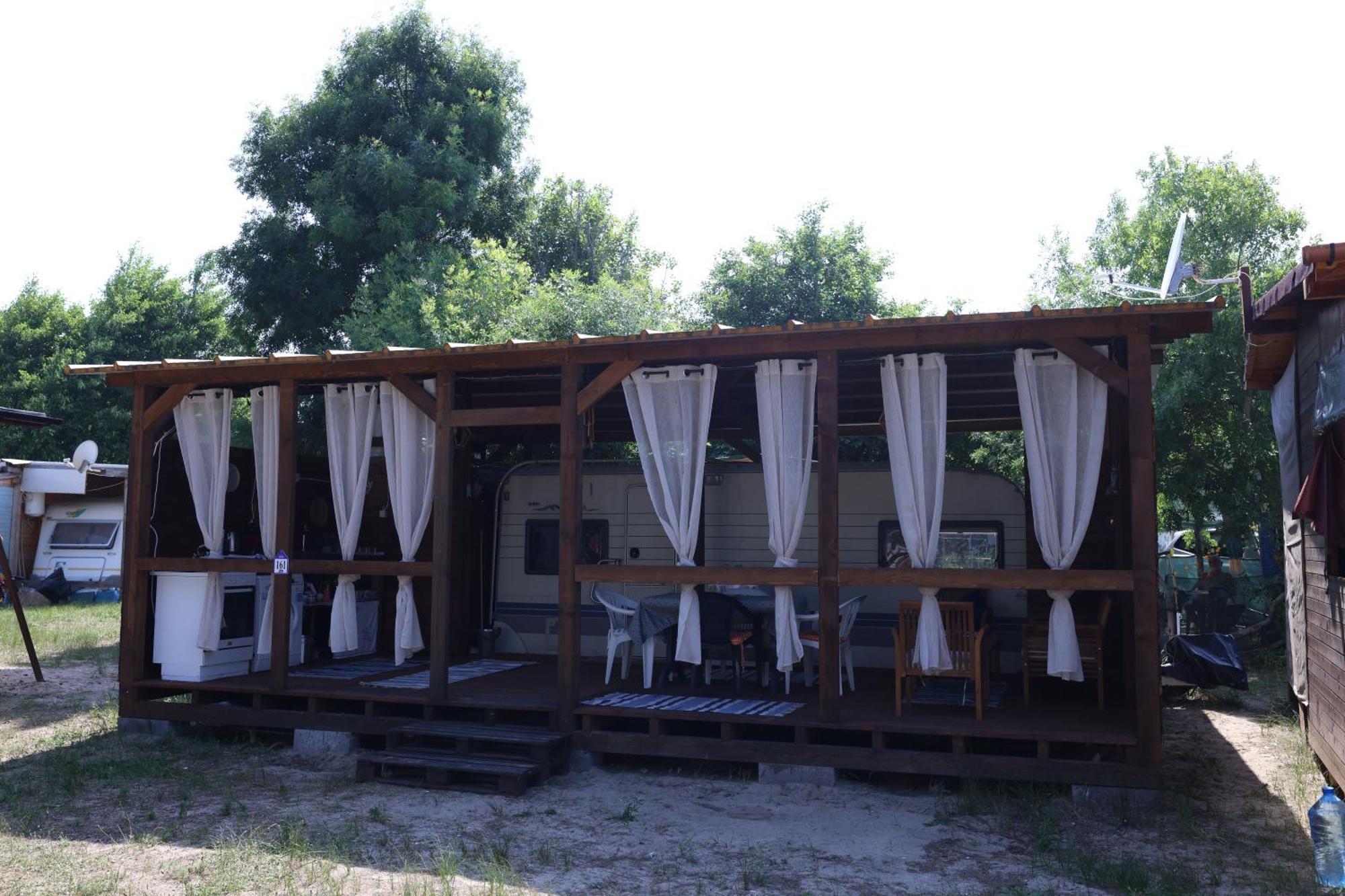Sea Caravan On The Campingplatz *